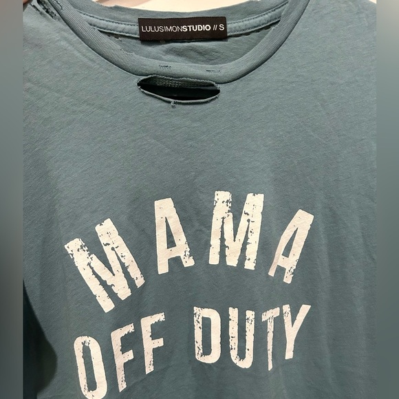 VICI Collection - Mama Off Duty Distressed Tee - Small - Picture 7 of 8